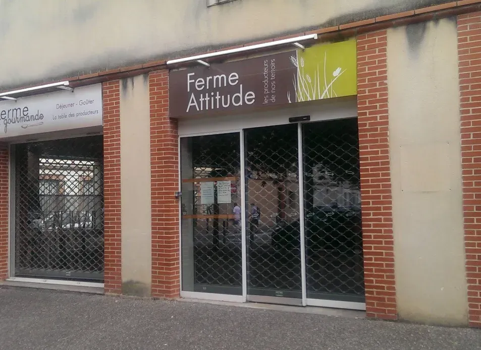 Ferme attitude 2.webp